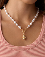 Gold Tulip Shell Parker Charm